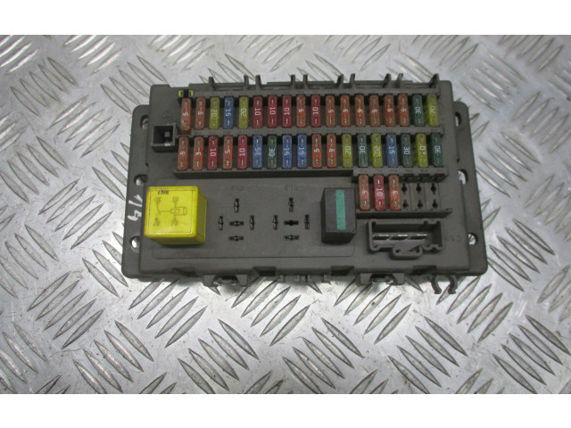 Блок предохранителей  518174503   Rover 75    
