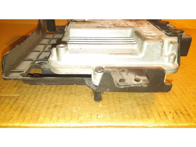 Блок управления двигателя 0281013872, 9653958980 Citroen C8