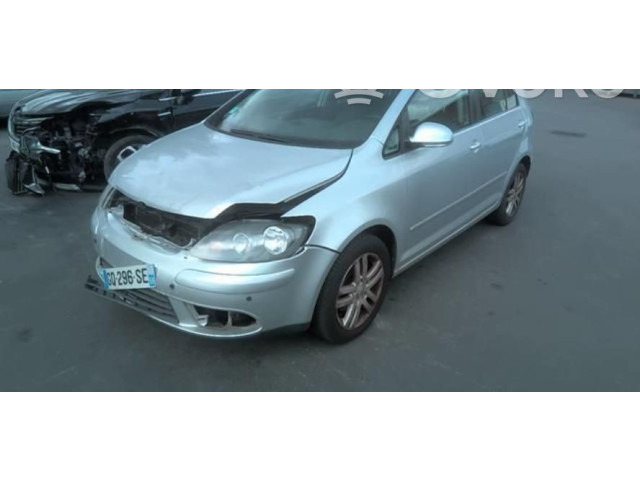 Зеркало электрическое Volkswagen Golf Plus 2005 - 2013 года