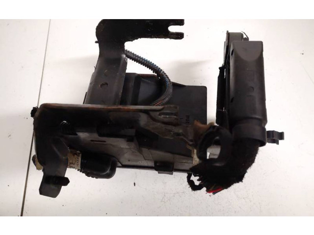 Pojistková skříňka 90560119, 90560119 Opel Zfira A 2005