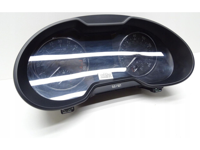 Панель приборов 5E0920981B Skoda Octavia Mk3 (5E)
