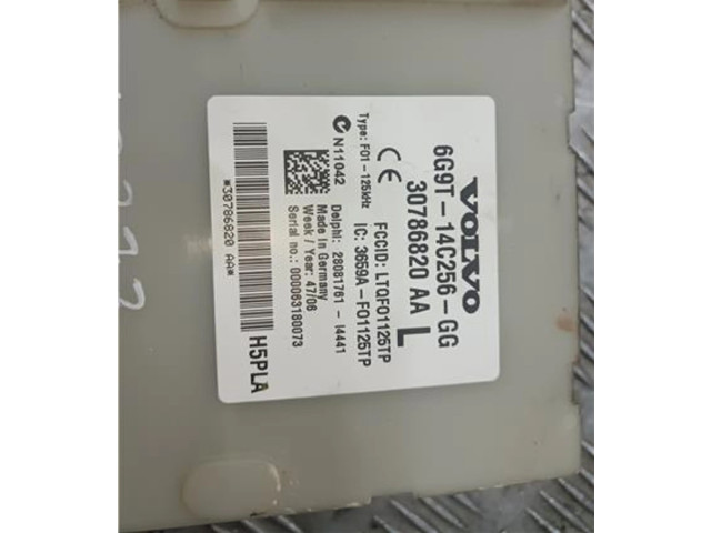 Блок предохранителей  30786820, 30786820   Volvo S80    