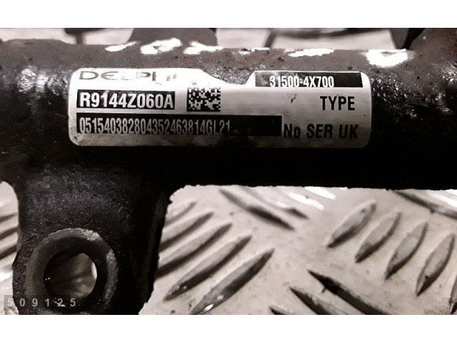 Vstřikovací lišta 315004x700, r9144z060a   KIA Carnival     