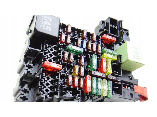 Блок предохранителей 2Q0937615A Volkswagen Polo VI AW