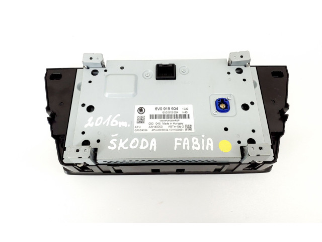 Радио/ проигрыватель CD/DVD / навигация 6V0919604    Skoda Fabia Mk3 (NJ)