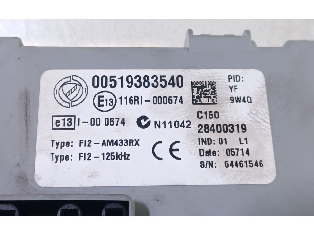 Блок предохранителей 00519383540, 28400319   Opel Combo D    