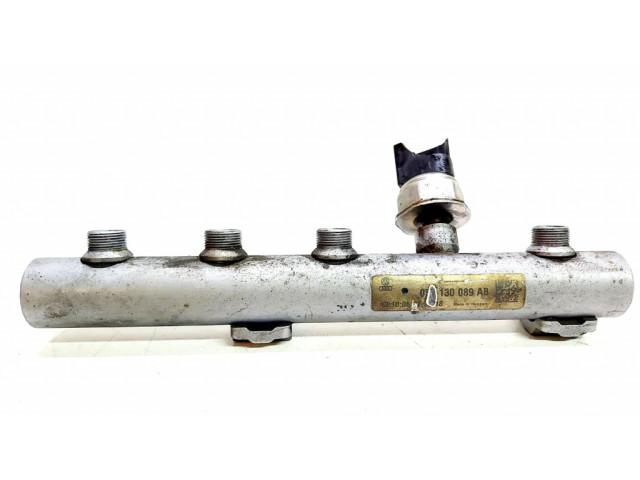 Vstřikovací lišta 059130089AB   Audi A4 S4 B7 8E 8H  pro naftový motor 3.0  