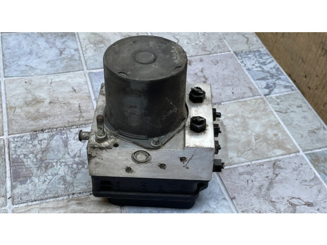 Блок АБС 8E0910517D012, 8E0614517AK06   Audi  A4 S4 B6 8E 8H  2001-2005 года