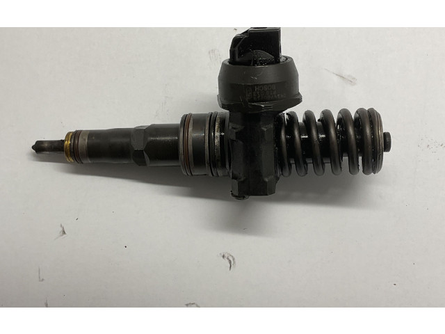 Форсунка 038130073AR    Audi A3 S3 8L   