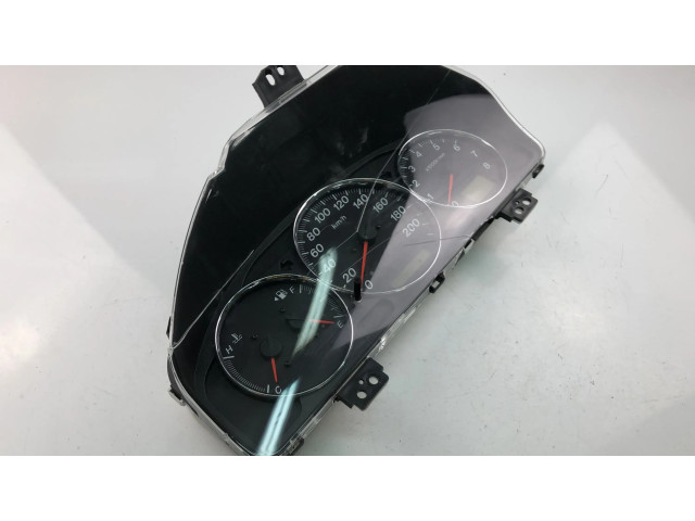 Панель приборов LE5655430 Mazda MPV II LW