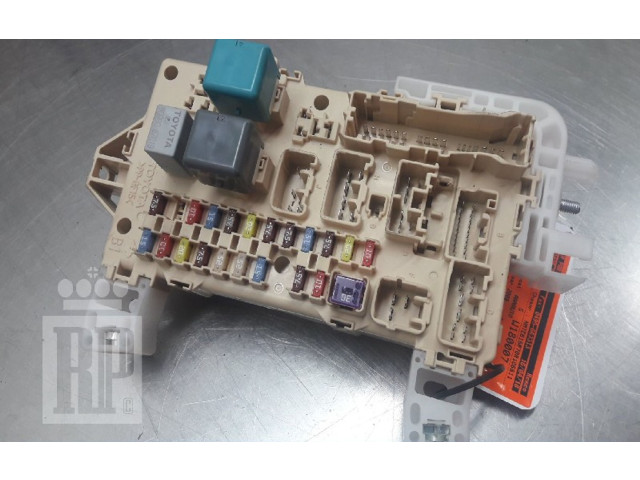 Блок предохранителей  07050912115303, 07050912115303   Toyota Corolla Verso AR10    