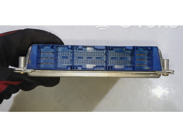 Блок управления двигателя 4D0907409B, 0281001868   Audi A8 S8 D2 4D