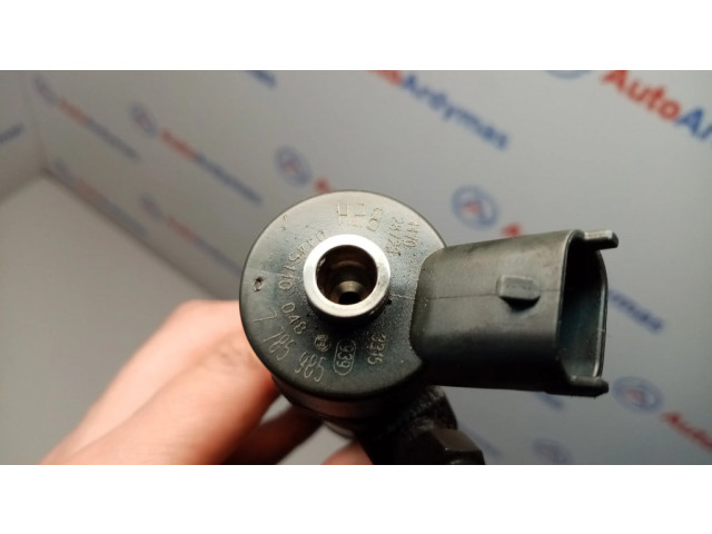 Vstřikovač 7785985, 13537785985 BMW 5 E39 pro naftový motor 2.5 M57
