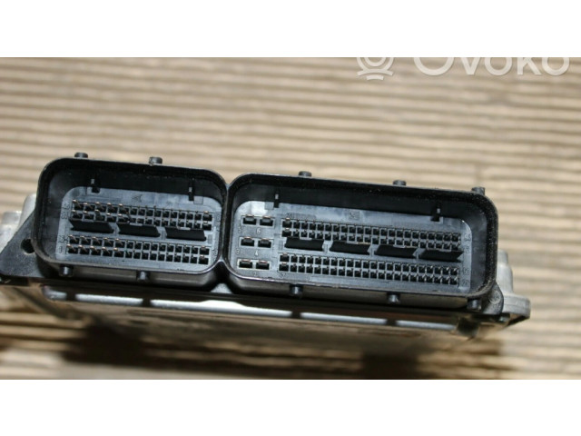 Řídící jednotka 03G906021AR, 0281012469 Volkswagen Caddy 2004