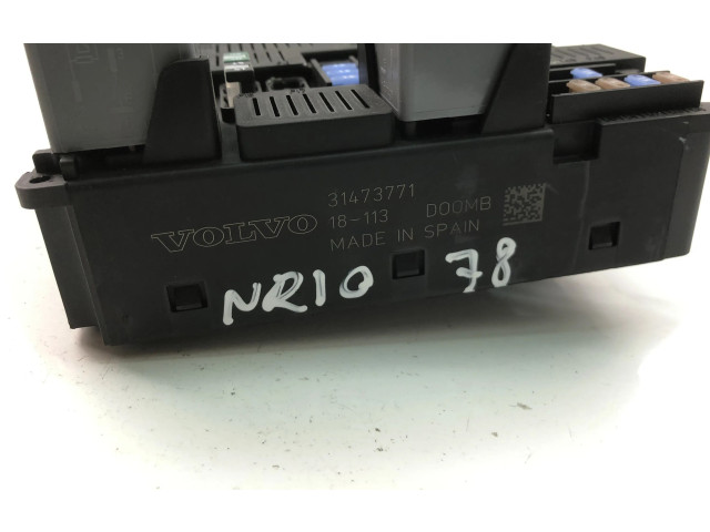 Блок предохранителей 31473771 Volvo XC90