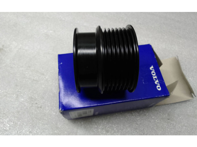 Генератор 32383761, 791139889 Volvo XC40