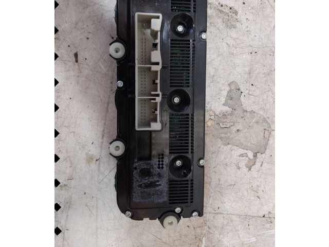 Блок управления климат-контролем    Volkswagen Golf Plus