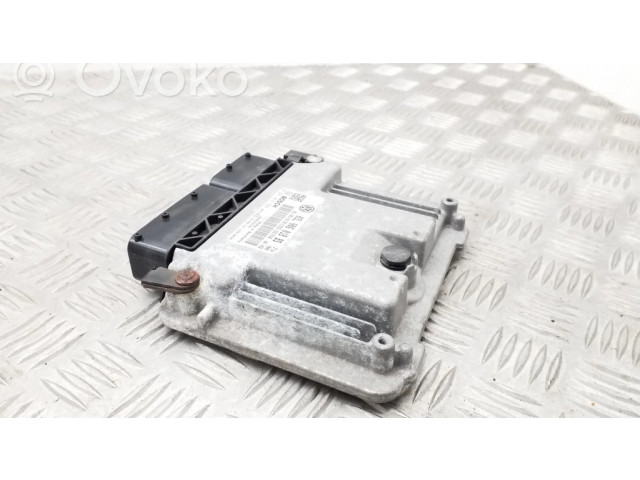 Блок управления двигателем Блок управления 03L906018BS   Skoda Yeti (5L)