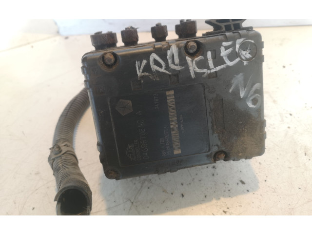 Блок АБС 04686702AC, 347673 Chrysler Grand Voyager IV 2001-2007 года
