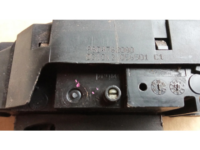 Замок заднего стекла 9804762080    Citroen C4 II Picasso 2013-2018 года