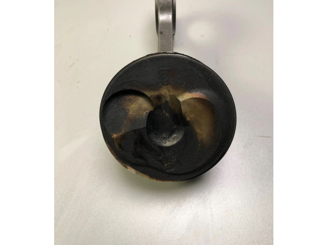 Поршень 12714549, 12656875 Chevrolet Camaro