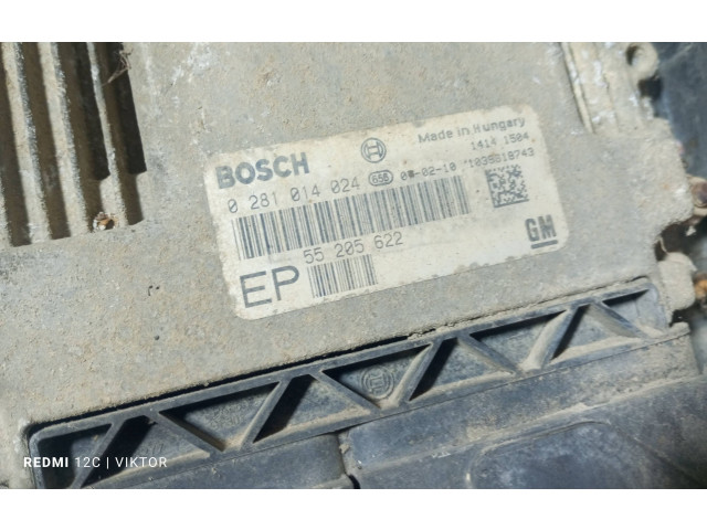Řídící jednotka 0281014024, 55205622   Opel Zafira B 2007
