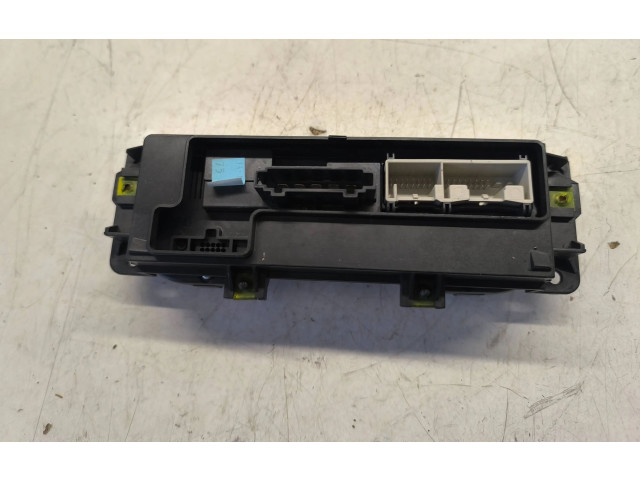 Блок управления климат-контролем 7E5907047AG, 5HB01025949   Volkswagen Transporter  Caravelle T5