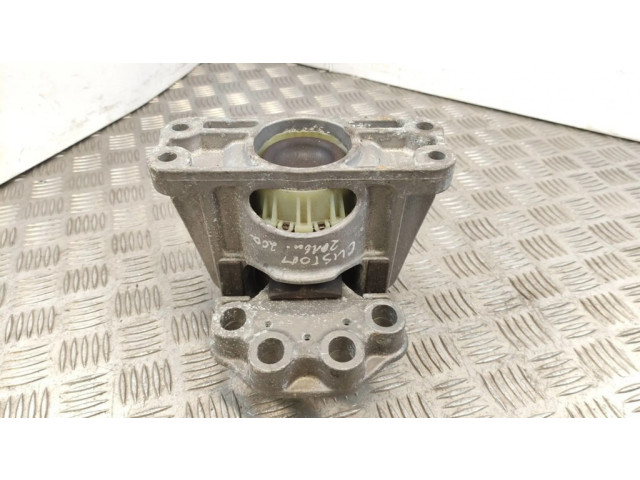 Подушка двигателя