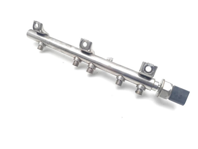 Топливная рампа 7562474, 7537319   BMW 3 E90 E91   для двигателя N43B20A