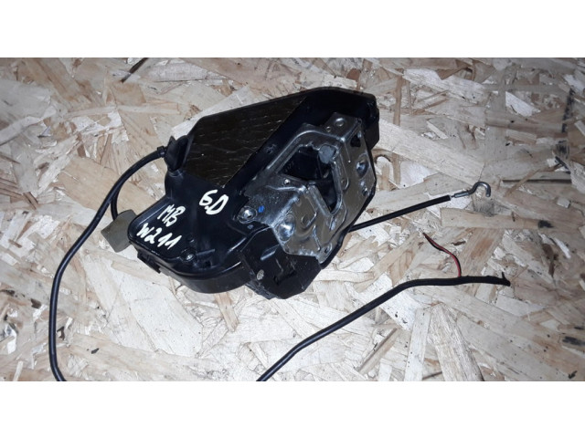 Задний замок