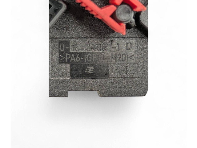 Pojistková skříňka 9264923, 9267980 BMW M5 2016