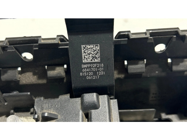 Блок предохранителей 6841701, 684192F218 BMW X3 G01