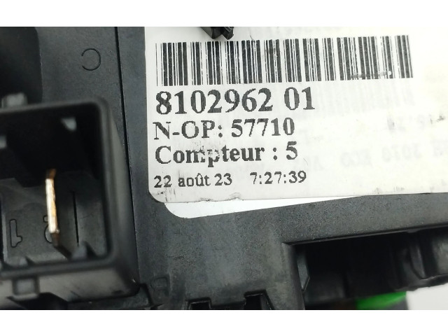 Pojistková skříňka 810296201 Peugeot 208 2023