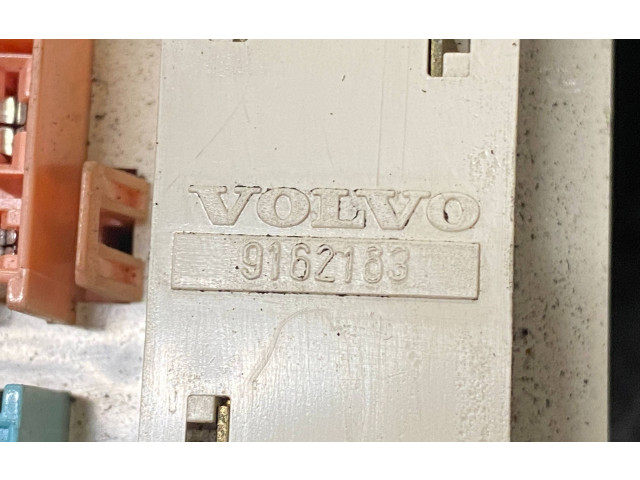 Блок управления двигателем Блок управления 9162163   Volvo C70