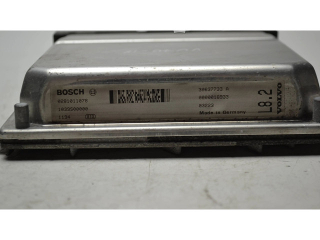 Блок управления двигателя 30637733A, 1039S00000   Volvo V70