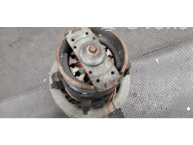 Вентилятор печки    17360031   Opel Meriva A