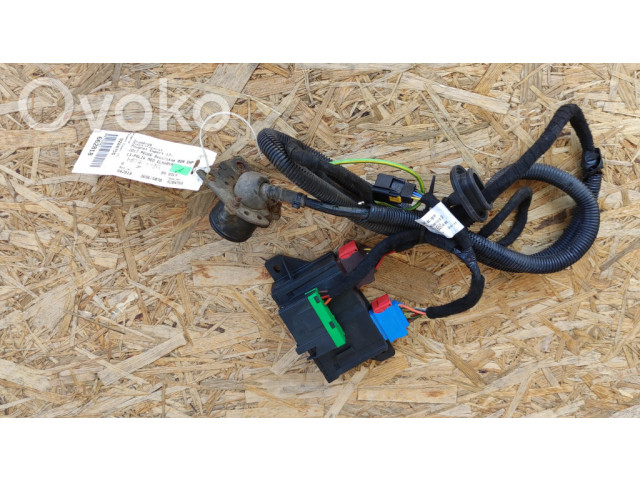 Блок управления крюка для прицепа