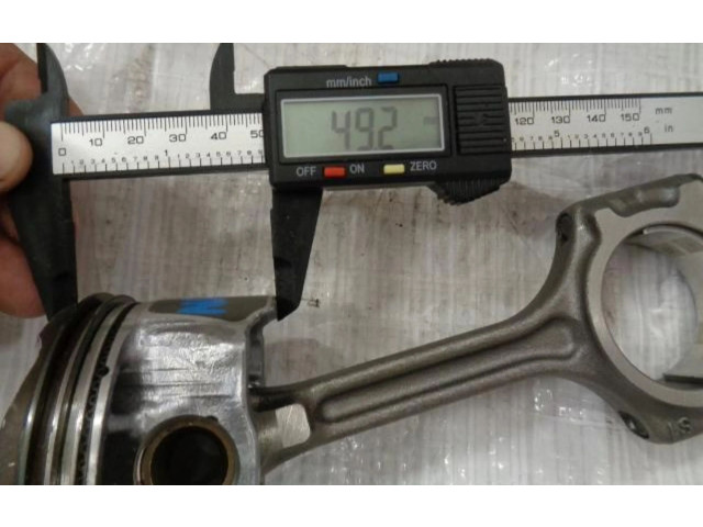 Поршень с шатуном Renault Clio V