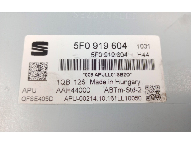 Дисплей    5F0919604   Seat Ibiza IV (6J,6P)