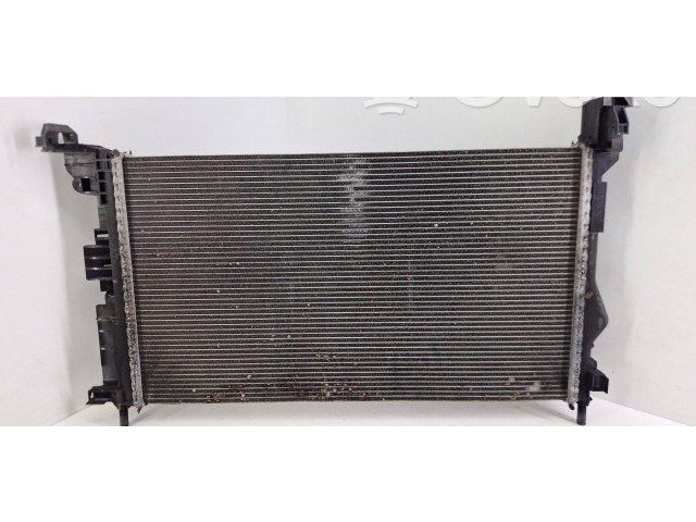 Радиатор охлаждающей жидкости  32224828   Volvo XC90 
