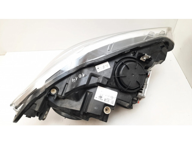 Передняя фара  