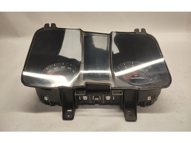 Панель приборов 22854710 Chevrolet Camaro