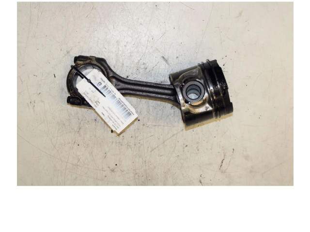  Поршень с шатуном 4N13   Mitsubishi ASX  