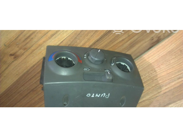 Блок управления климат-контролем 100140600   Fiat Punto (176)