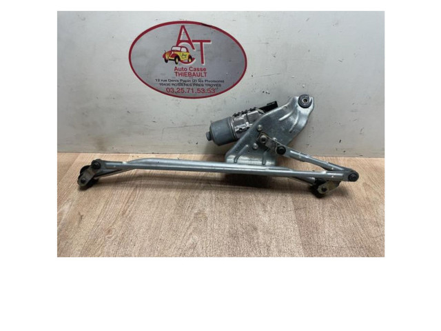 Двигатель стеклоочистителей 8200619512, 8200619512   Dacia Duster