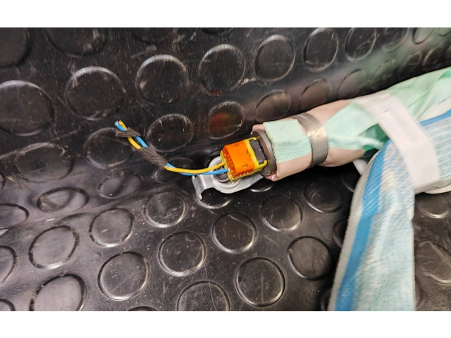 Боковая подушка безопасности 5E0880742   Skoda Octavia Mk3 (5E)