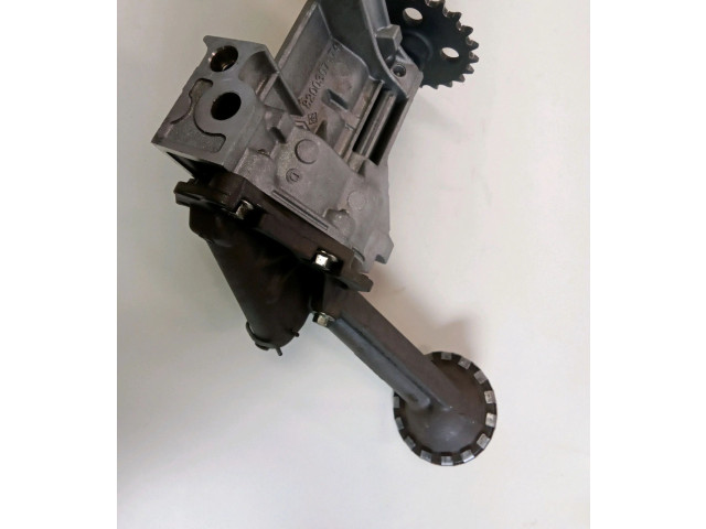 Масляный насос K9K E6 150152623R Dacia Sandero