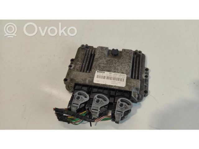 Řídící jednotka 0281011723, 8200311539 Renault Laguna II 2005