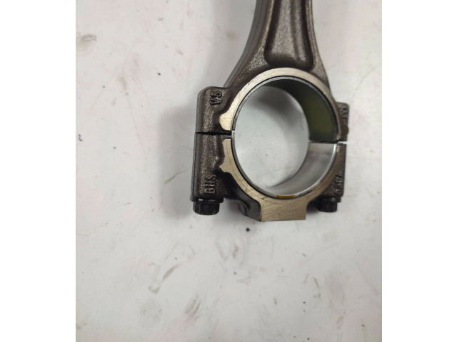 Поршень с шатуном DDY Skoda Octavia Mk3 (5E)
