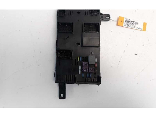 Pojistková skříňka Řídící jednotka BSM 919584D080 KIA Carnival 2006